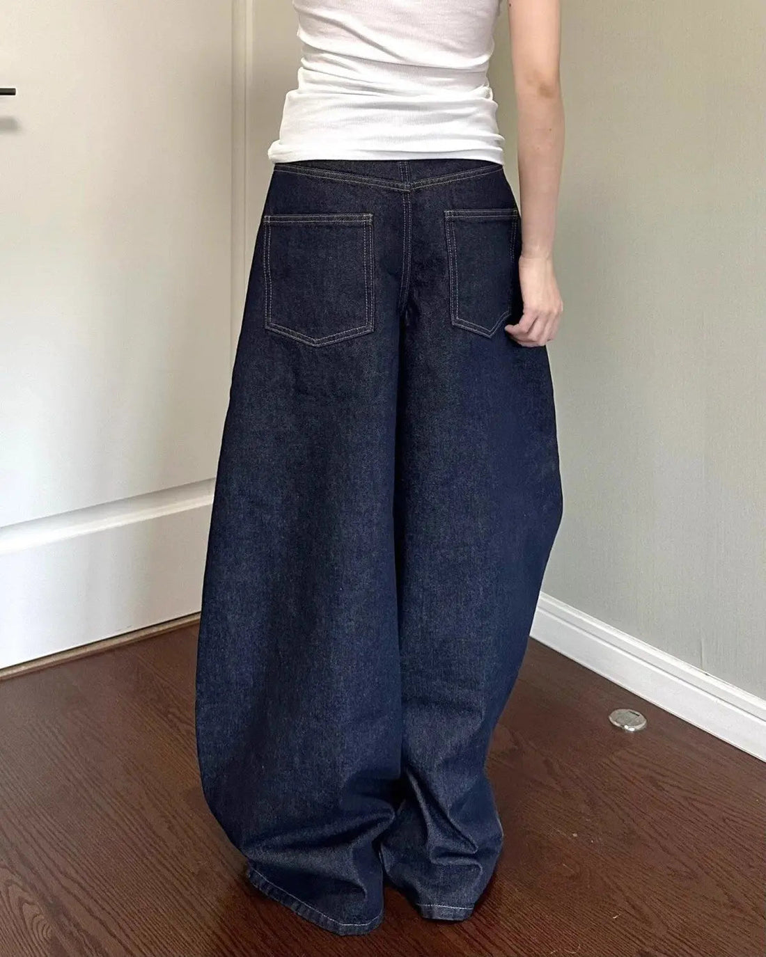 New American women black high street vibe wide-leg jeans for autumn and winter for men and women washed loose straight pants ATFH