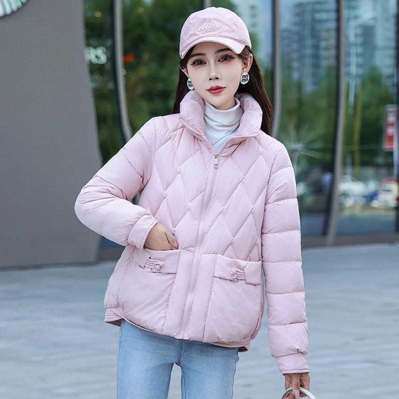 New Short Parka Coat Standing Collar Thicken Down Cotton Jacket Winter Warm Bread Jackets Korean Women Receive High Praise ATFH