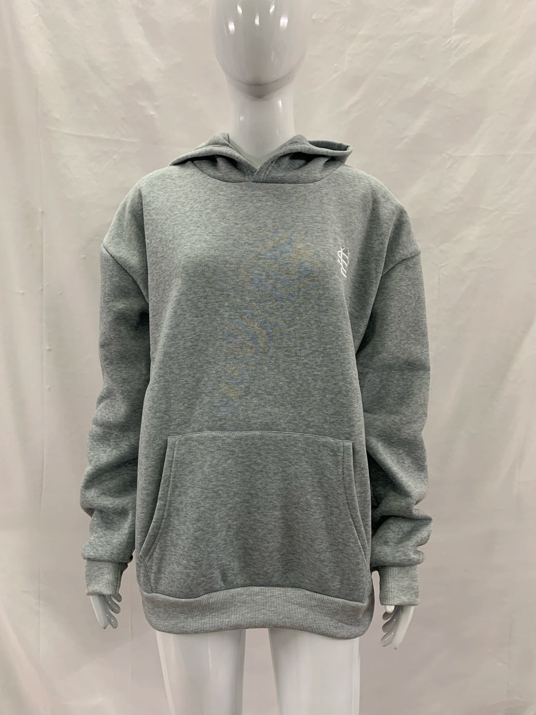 Minimalist fashion solid color hoodie mini embroidery logo loose shoulder drop trend pullover sweater for men and women.