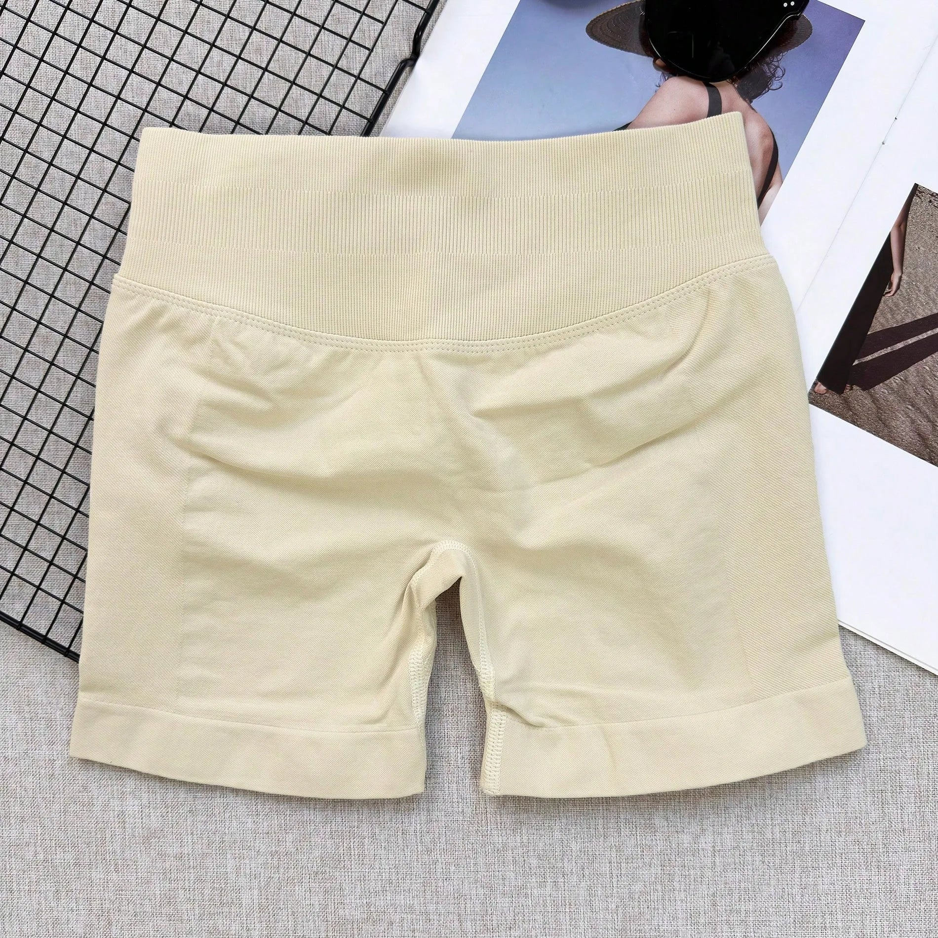 Seamless Yoga Workout Shorts for Women Low Waist Butt Lift Biker Shorts Gym Fitness Activewear Sports Training Shorts