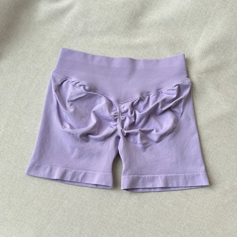 Yoga Shorts Low Waist Seamless Yoga Shorts Scrunch Bum Gym Shorts Women Workout Biker Stretch Fitness Short Fashion Shorts Tahsi Fashion House