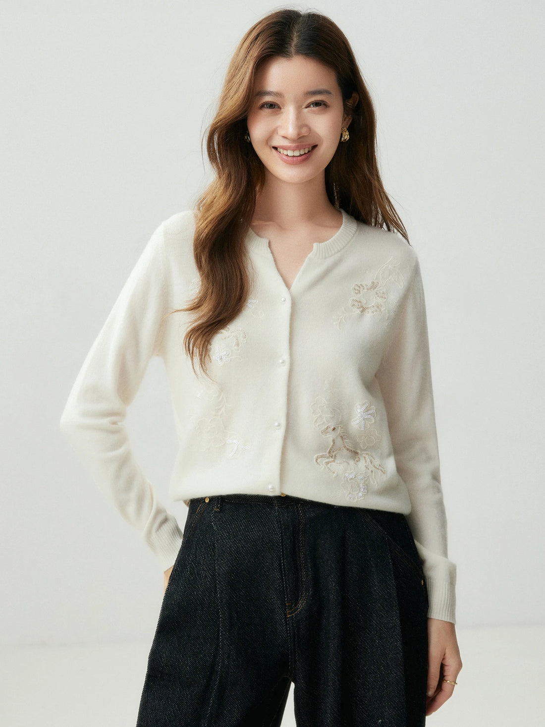 Delicate Notched Collar Autumn Winter Woman 100% Cashmere Mock-Neck Cardigan Knitwear Pearl Buttons Long Sleeve Ribbed Hem Tops