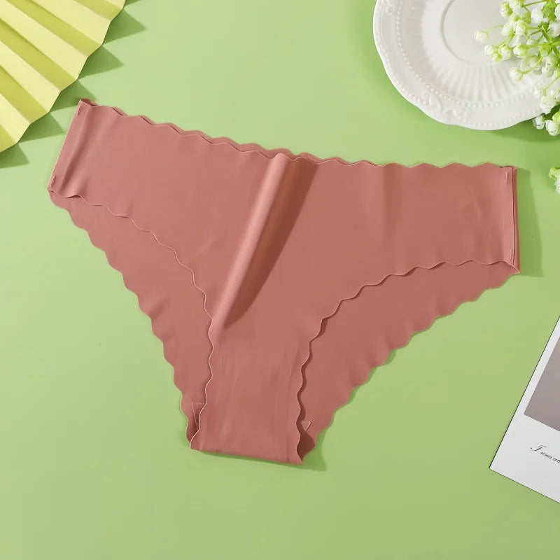 Women Ice Silk Panties Sexy Briefs Seamless Underwear Female Underpants Summer Soft Breathable Panties Stretch Lingerie