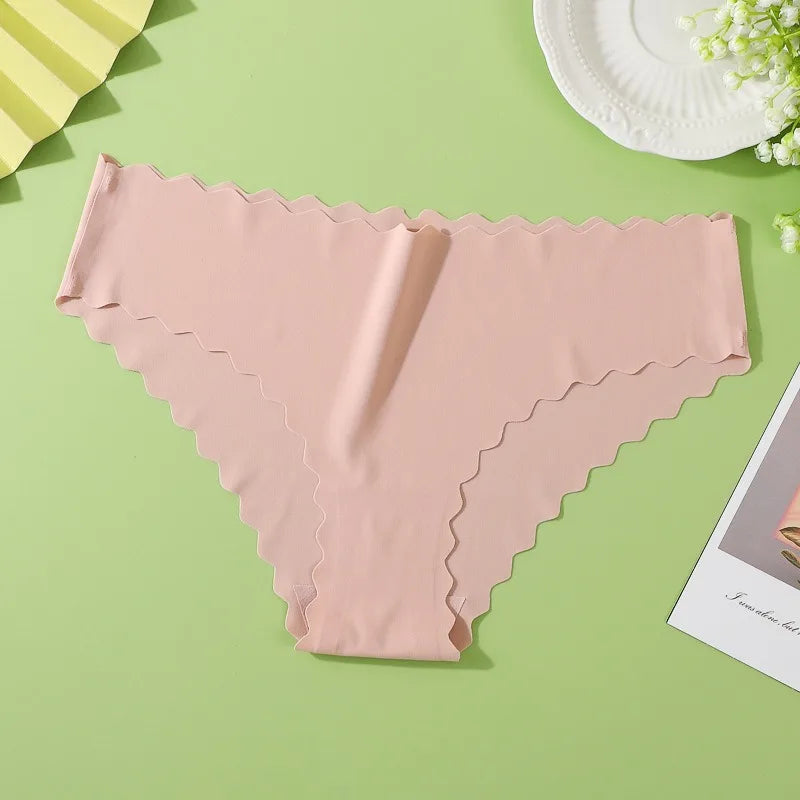 Women Ice Silk Panties Sexy Briefs Seamless Underwear Female Underpants Summer Soft Breathable Panties Stretch Lingerie