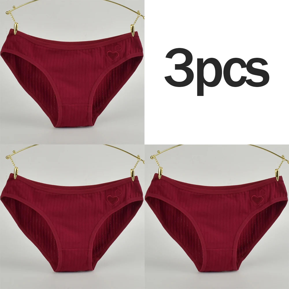 3PCs Teen Girls Cotton Underwear Low-Rise Heart Print Briefs Soft Breathable Everyday Panties Minimalist Design Lady Summer Wear