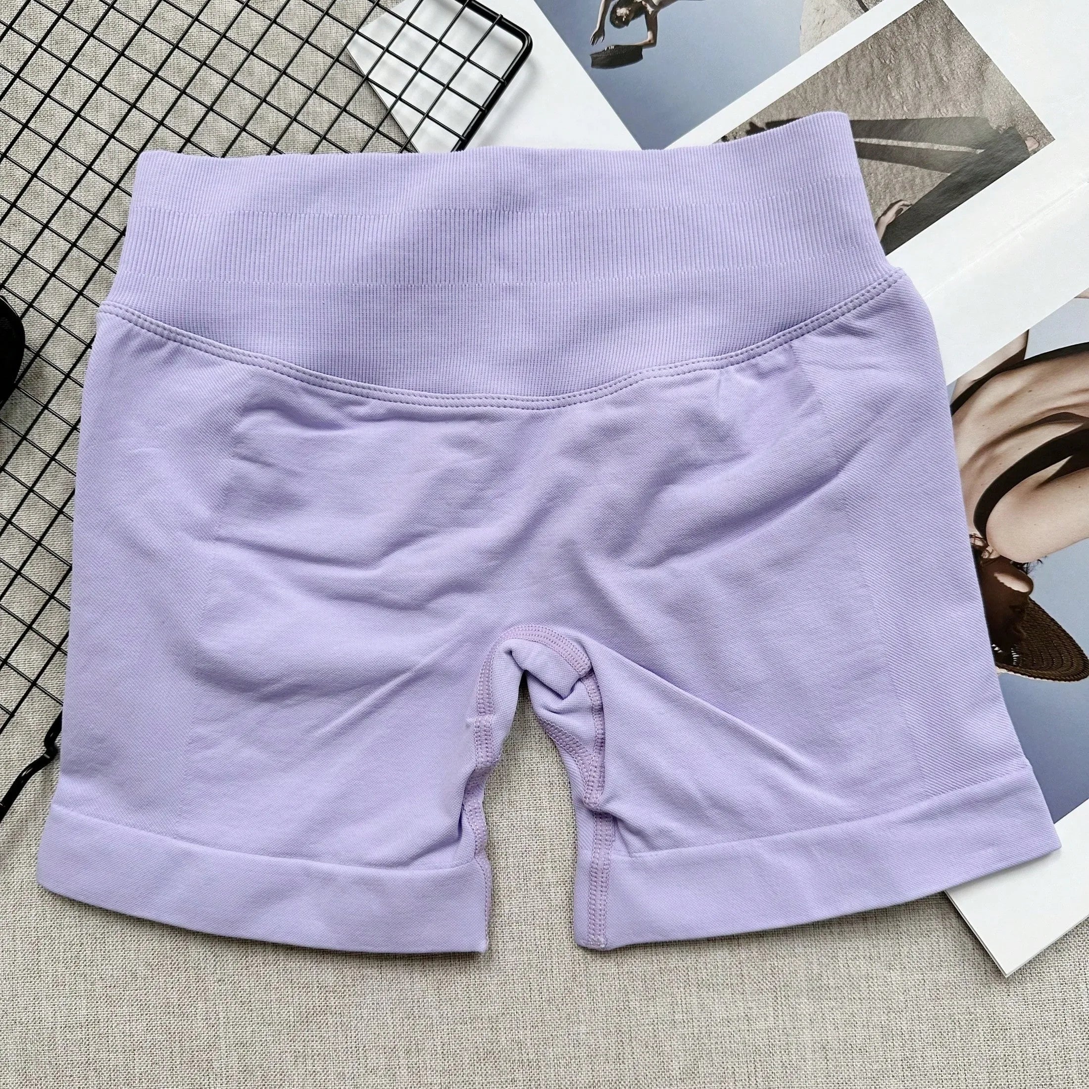 Seamless Yoga Workout Shorts for Women Low Waist Butt Lift Biker Shorts Gym Fitness Activewear Sports Training Shorts