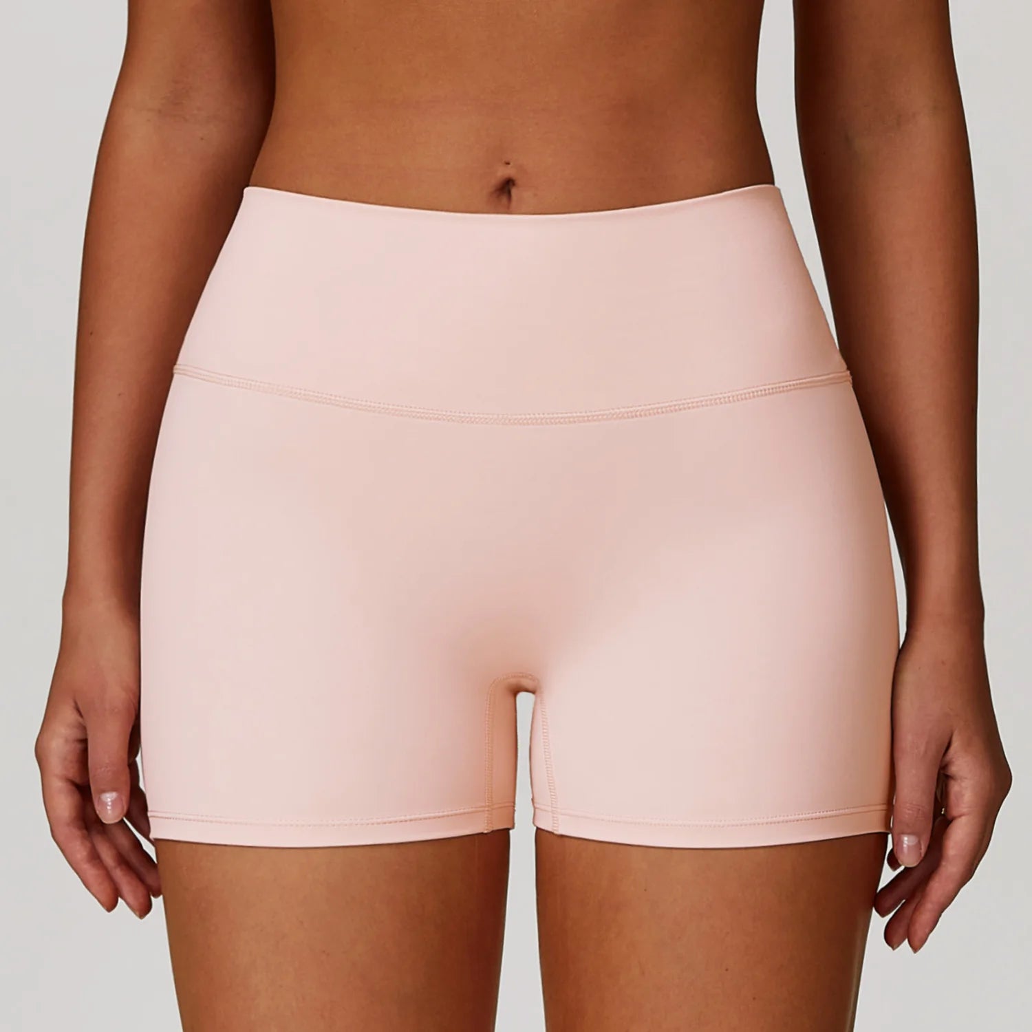 A Women's Summer Shorts Low Waist Seamless Shorts Gym Shorts Yoga Shorts Running Shorts and High Stretch Cycling Training Shorts