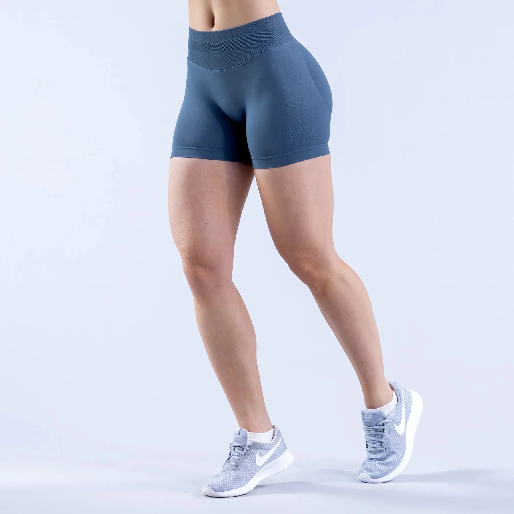 Seamless Sports Shorts Women Booty Yoga Shorts Quick Drying Fitness Tights Solid Workout Scrunch Customizable Lable