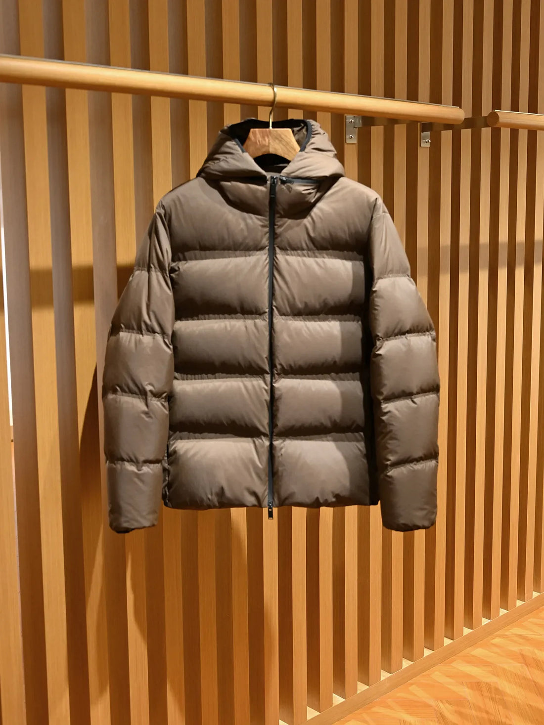 Nylon three-proof fabric, Liuqiao 90 white goose down warm detachable hooded down jacket for men
