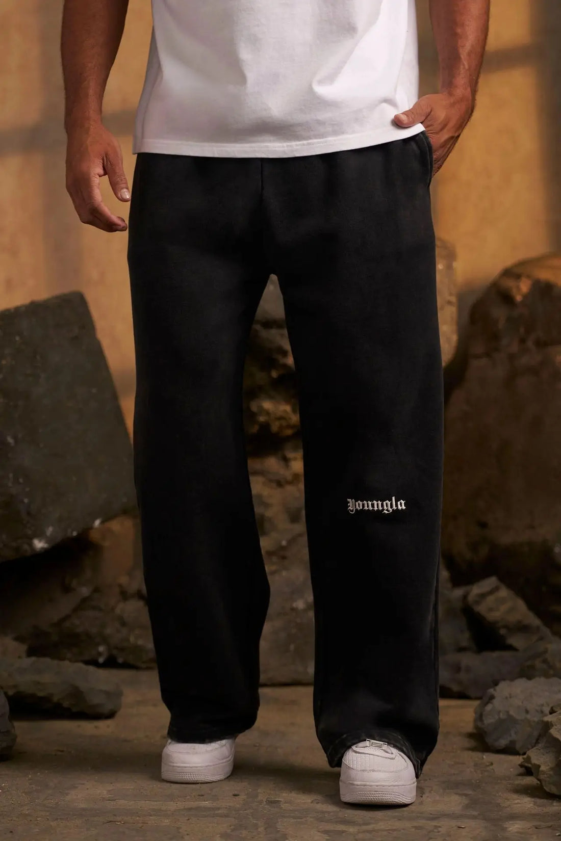 American style new men's sports pants, jogging, muscle fitness, letter embroidery, straight casual long pants