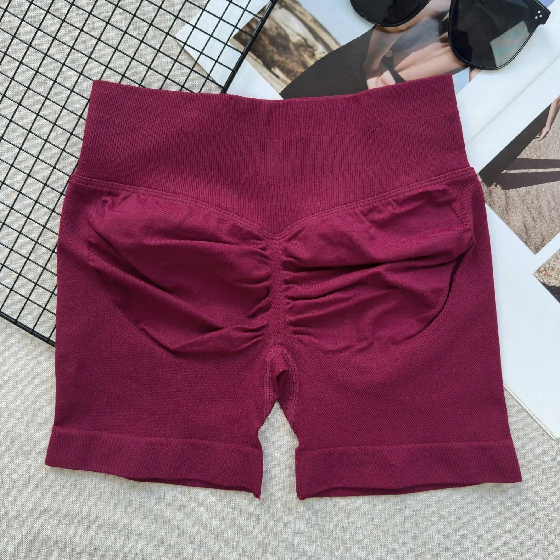Seamless Yoga Workout Shorts for Women Low Waist Butt Lift Biker Shorts Gym Fitness Activewear Sports Training Shorts