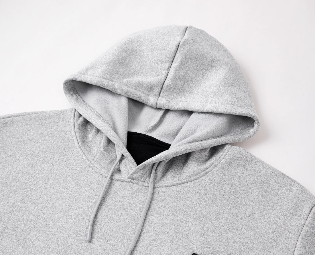 The new smart heating garment is a casual, hooded sweatshirt that can be heated using USB charging. It is designed for outdoor u - ATFH
