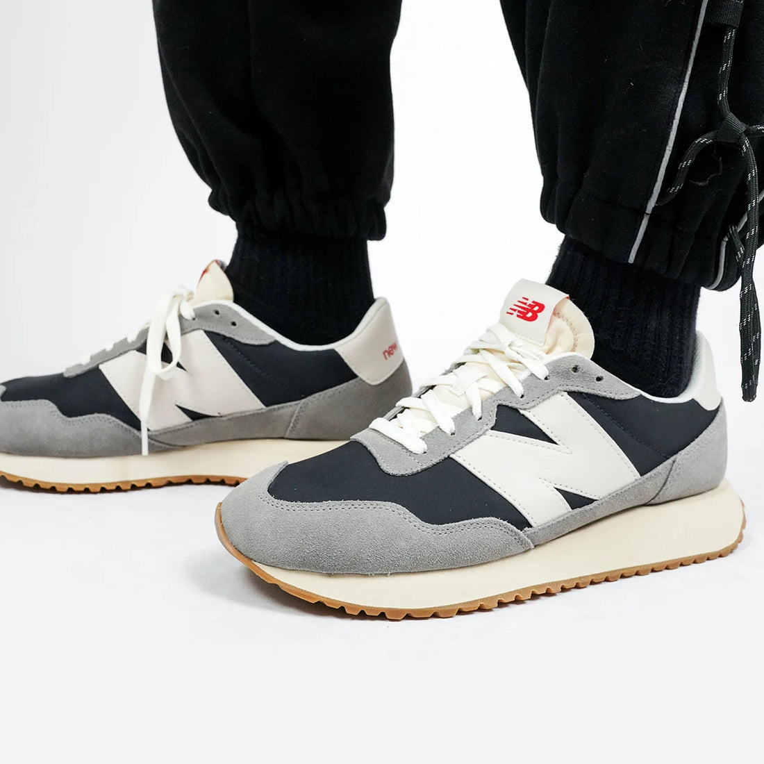 New Balance NB 237 Textile, Split Cow Leather Cushioning Slip Resistant Abrasion Resistant Low top Casual Running Shoes MS237SC