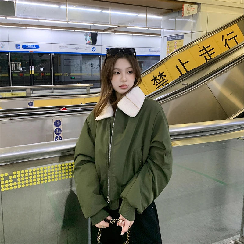 Long Sleeve Winter Short Jackets Loose Women's Cotton Padded Jackets 2025 New Detachable Wool Lapel Black Sport Parka Coat Trend ATFH