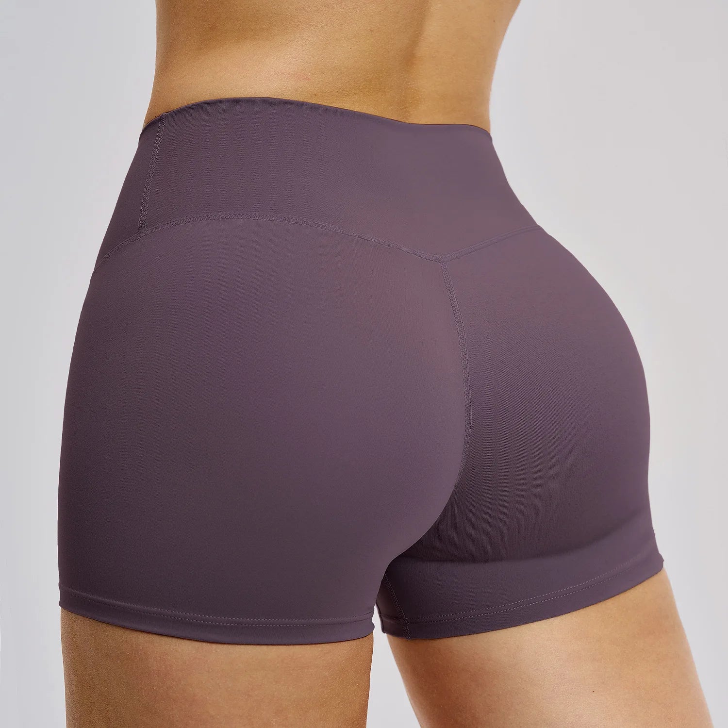 A Women's Summer Shorts Low Waist Seamless Shorts Gym Shorts Yoga Shorts Running Shorts and High Stretch Cycling Training Shorts