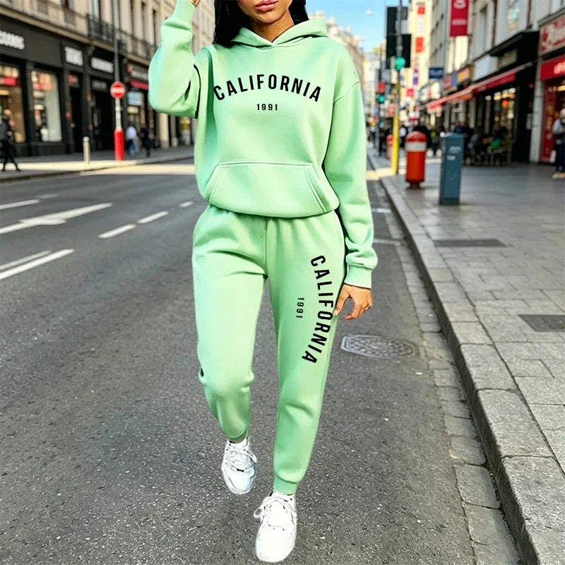 Fashion Women's Outfits Casual Hooded Sweatshirt Sweatpants 2 Pcs Suit Sports Jogging Clothes AutumnWinter Warm Woman Pants Sets