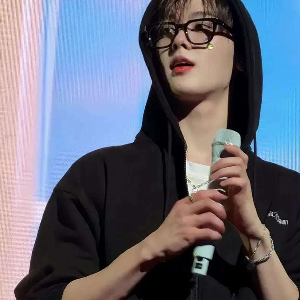 2025 K-pop Hoodie Style DuskTillDawn BLACK Hooded Sweatshirt Fan Support Wish Letter Printe Wear - ATFH