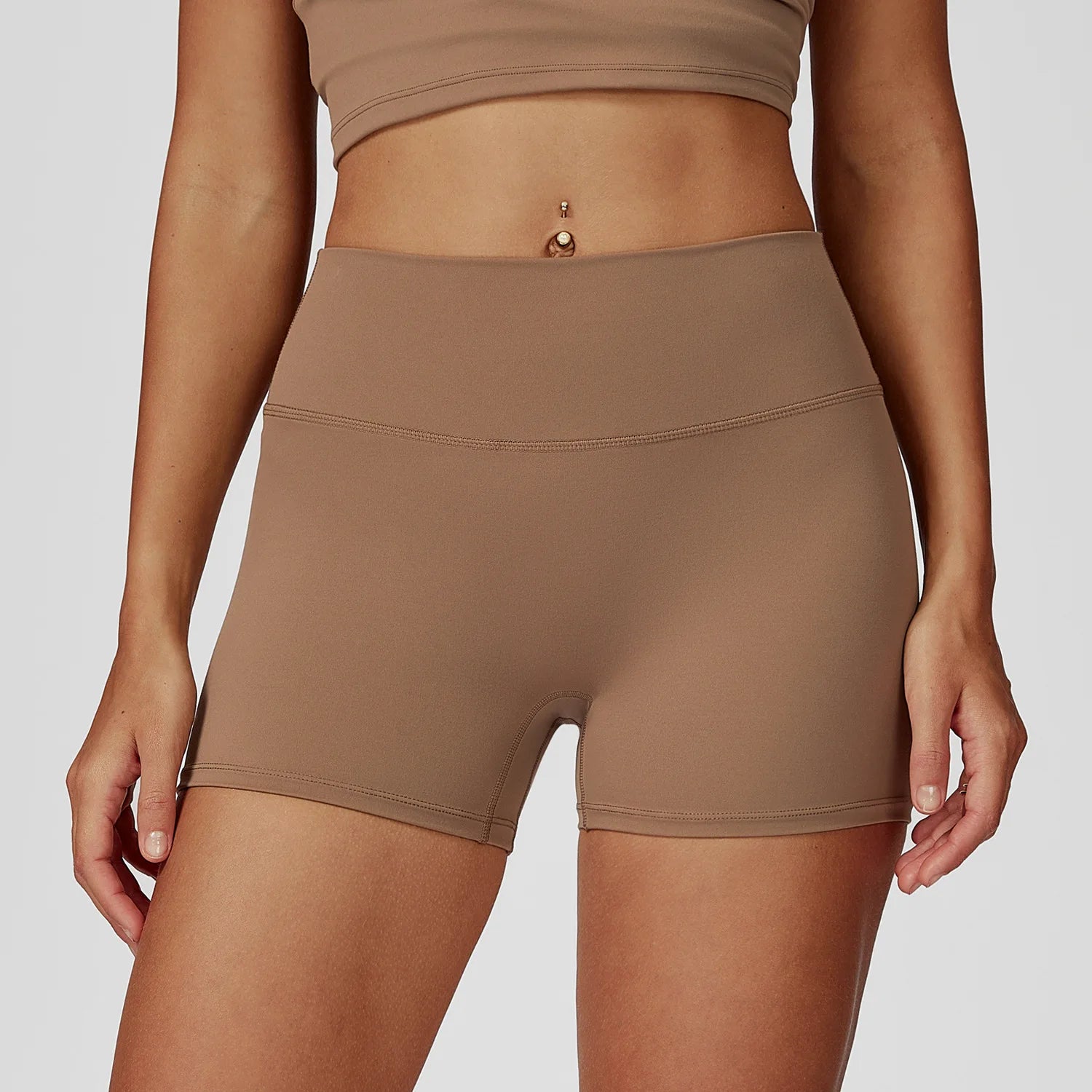 A Women's Summer Shorts Low Waist Seamless Shorts Gym Shorts Yoga Shorts Running Shorts and High Stretch Cycling Training Shorts