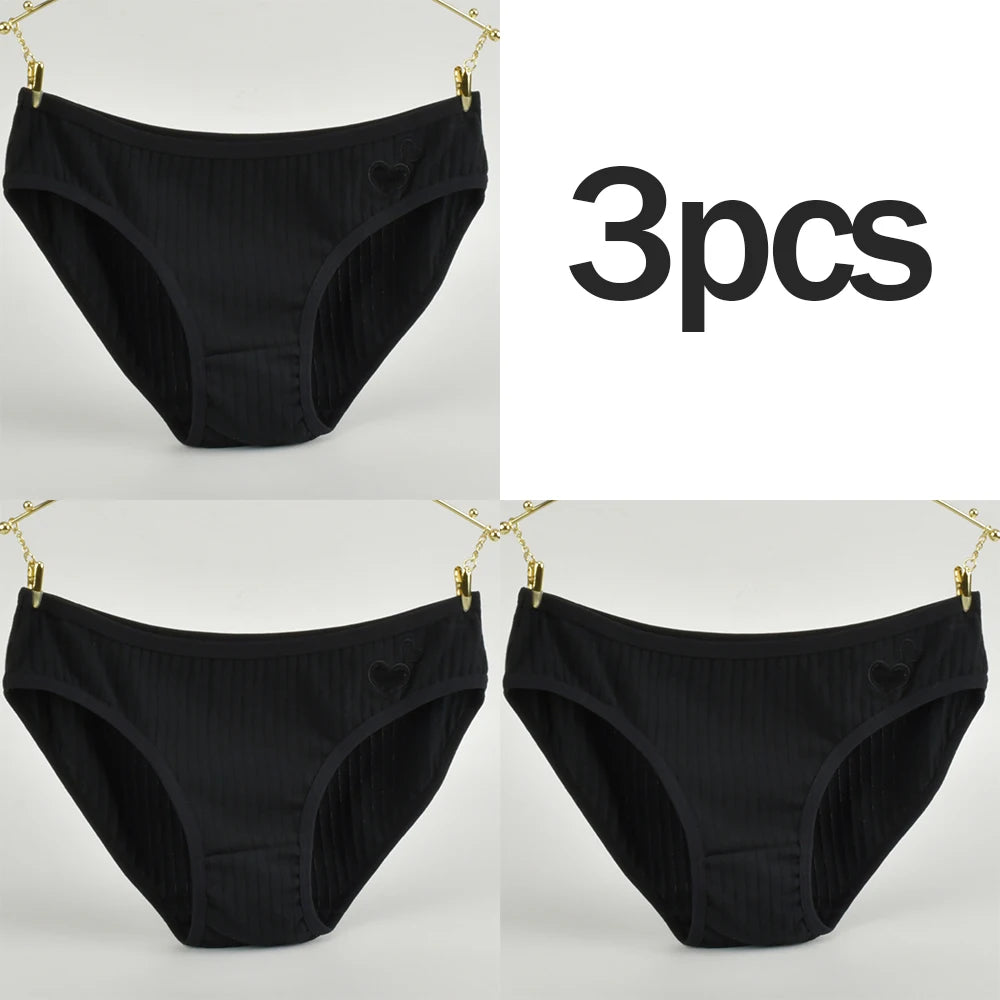 3PCs Teen Girls Cotton Underwear Low-Rise Heart Print Briefs Soft Breathable Everyday Panties Minimalist Design Lady Summer Wear