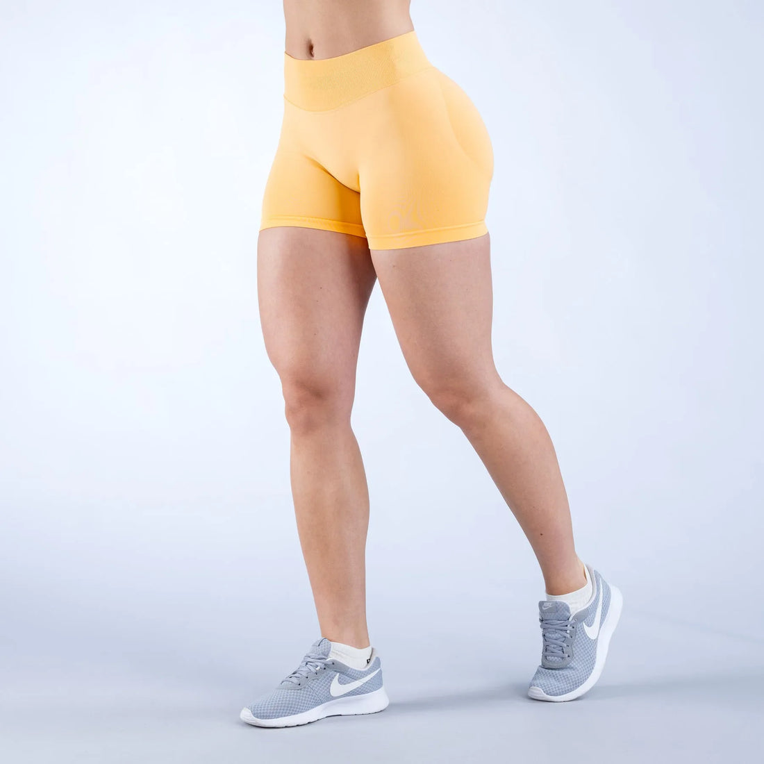 Women's Low-Rise Yoga Pants Three-quarter Length Shorts Tummy Control Workout Leggings Gym Fitness Running Seamless Tights
