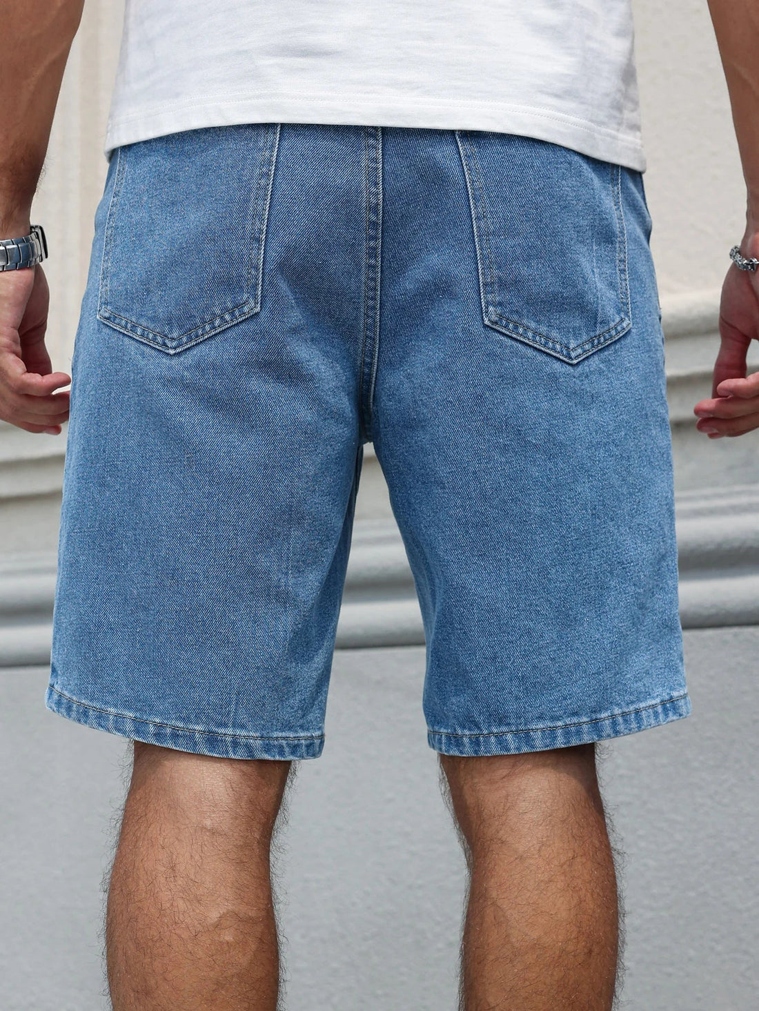 Men's summer denim shorts. A common item in summer. Simple in style. Suitable for casual outings and trips. ATFH