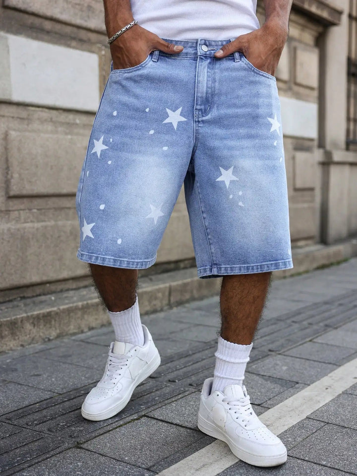 Men's blue denim shorts for spring and summer, with stars printed on the legs, are stylish and simple to match. ATFH