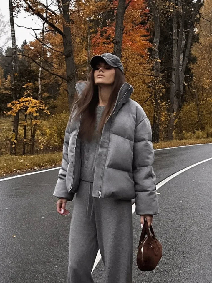 Fashion Grey Stand Collar Cotton Coat Solid Full Sleeve Zipper Loose Women Short Jacket 2025 New Winter Daily Street Outerwear ATFH