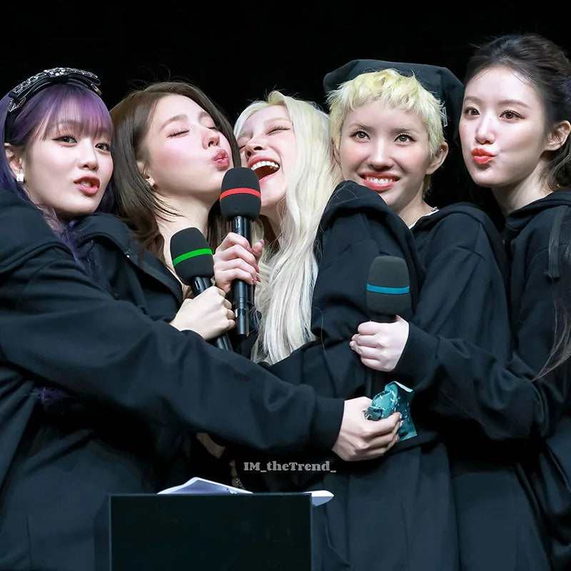 GIDLE Sweatshirt Y2k Fashion GIDLE Album "We Are I-dle" Print Hoodie Women Men Korean Autumn Ziper Coat Kpop Oversized Clothes - ATFH