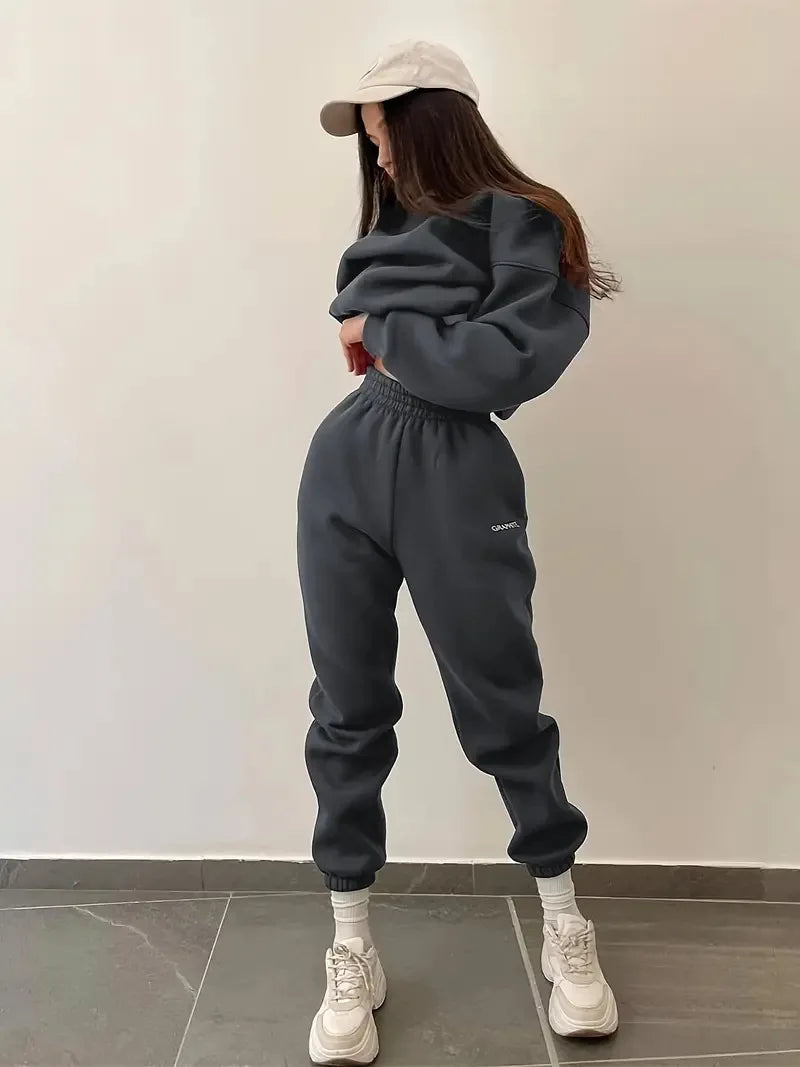 Fashionable Casual Sweatshirt Set Women's Street Style Spring Autumn Two-Piece Suit Comfortable Breathable Sportswear