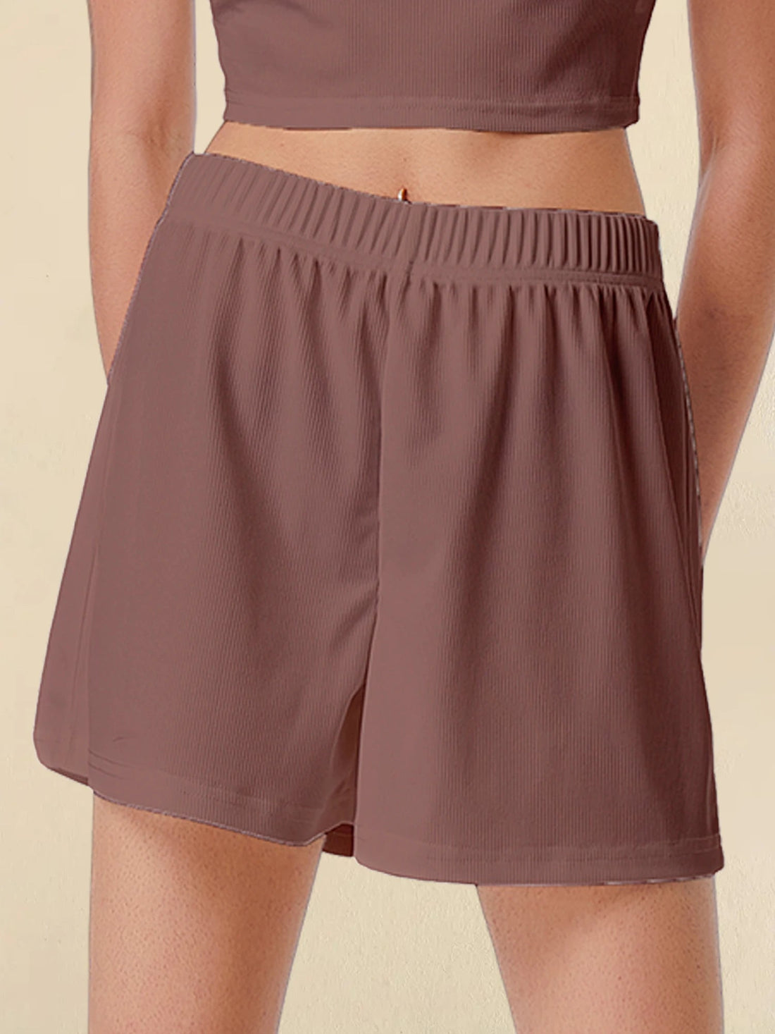 Casual Shorts Women New Summer Simple Comfortable Elastic Waist Cool Breathable Solid Color Casual Sports Five Quarter Pant Tahsi Fashion House