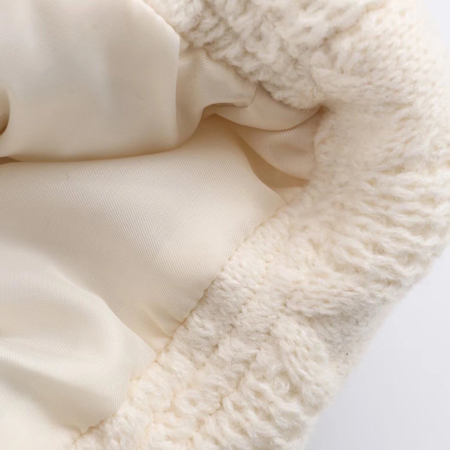 DEEABAE 2025 Winter New Arrival Commuter Stand-Up Collar Eight-Ply Knitted Hooded Thickened Cotton Jacket Coat for Women ATFH
