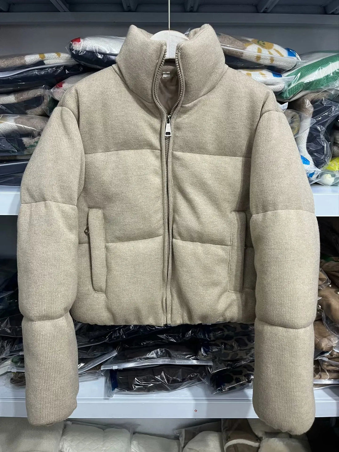 Fashion Knitted Cotton Jacket Coat Women Autumn Winter 2025 New Chic Thicken Warm Long Sleeved Stand Collar Zipper Short Coats ATFH