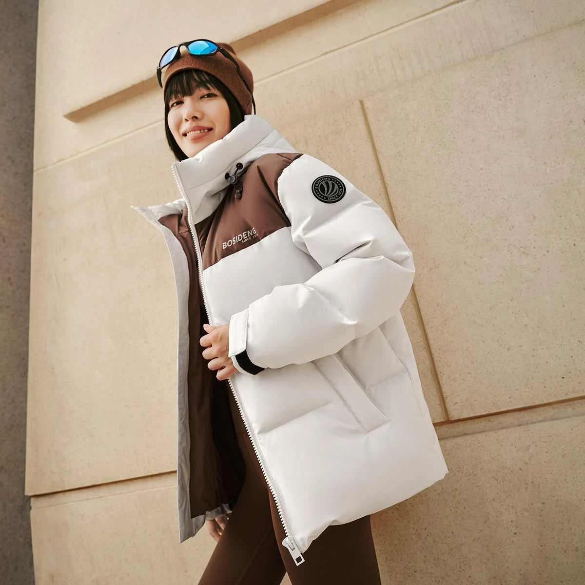 Bosideng Unisex Hooded Short Puffer Jacket Windproof Warm Winter Coat With Inner Pocket And Adjustable Cuffs For Outdoor Street