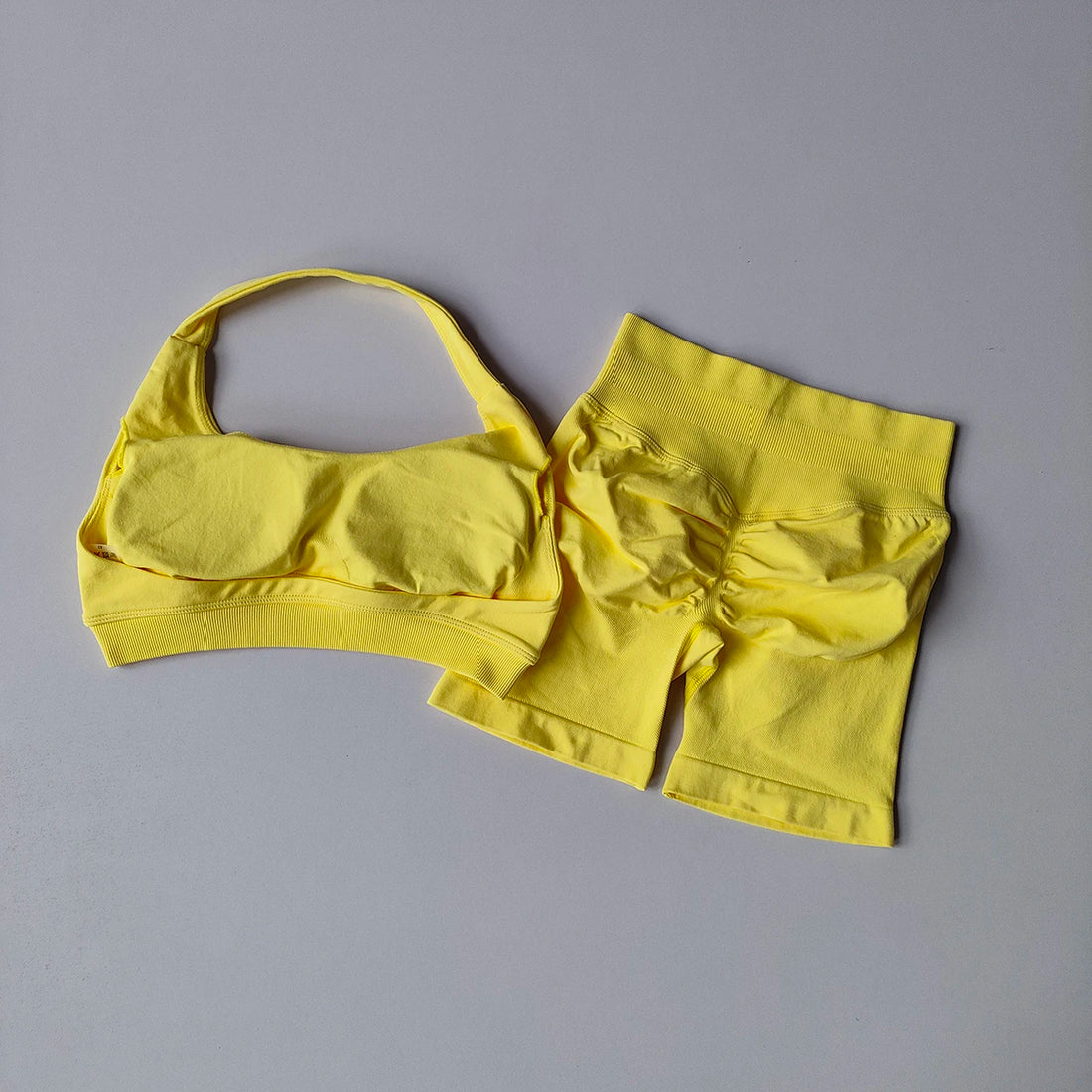 2 Pieces Yoga Suit for Women Seamless Fitness Gym Clothes Halter Sports Bra Matching Impact Shorts Workout Sets Gym Outfit - ATFH