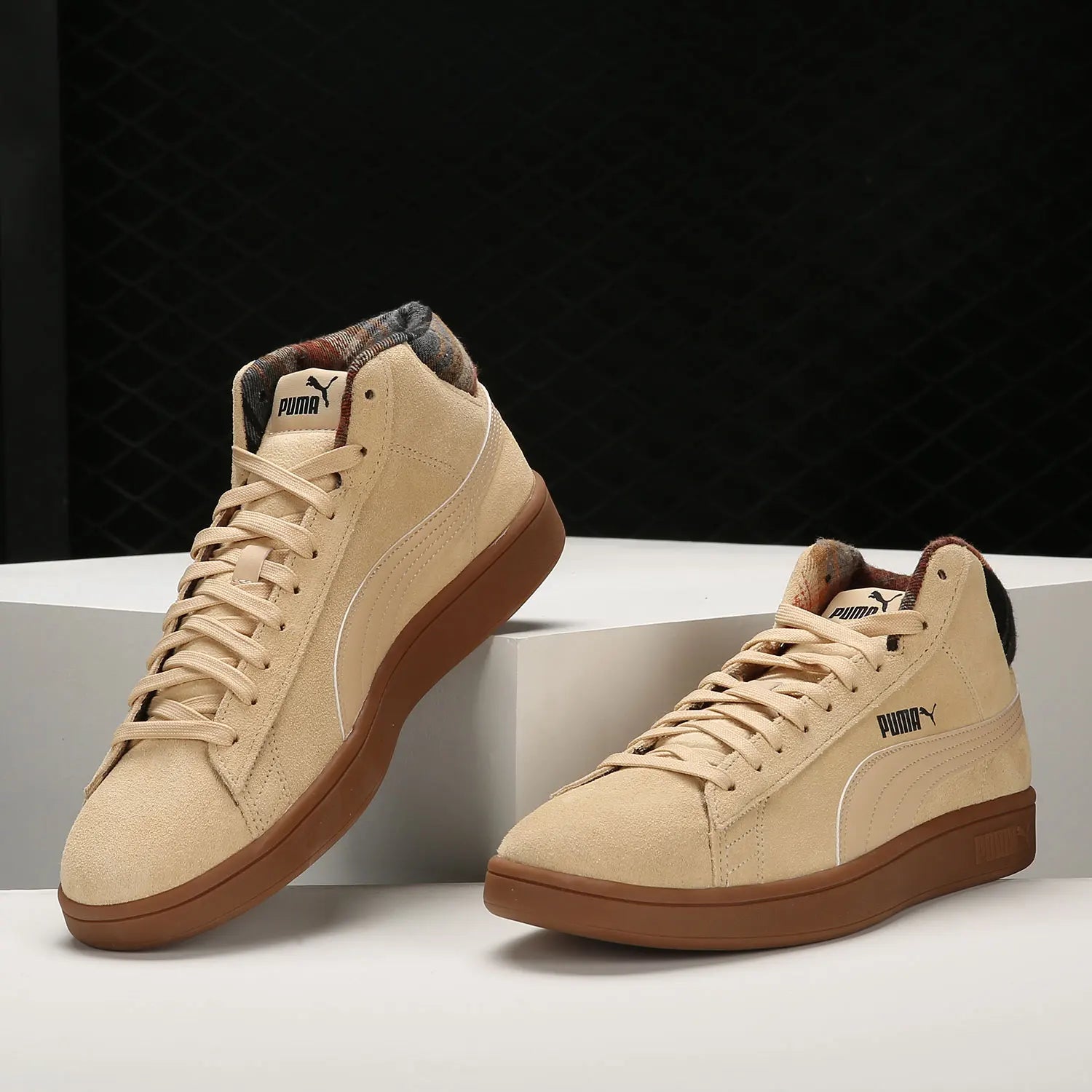 Puma Authentic Smash Unisex Comfortable Breathable Casual Shoes 385174-02