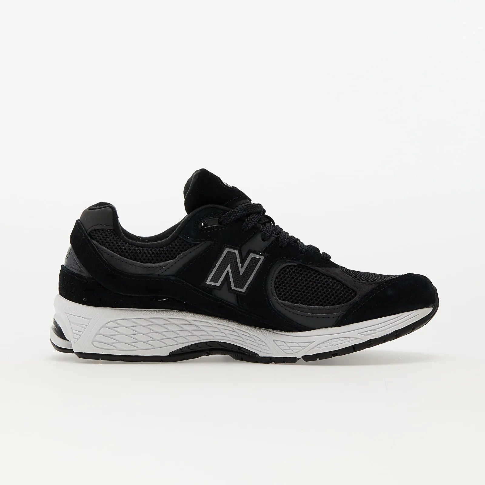 New Balance M2002RBK Men's sneakers