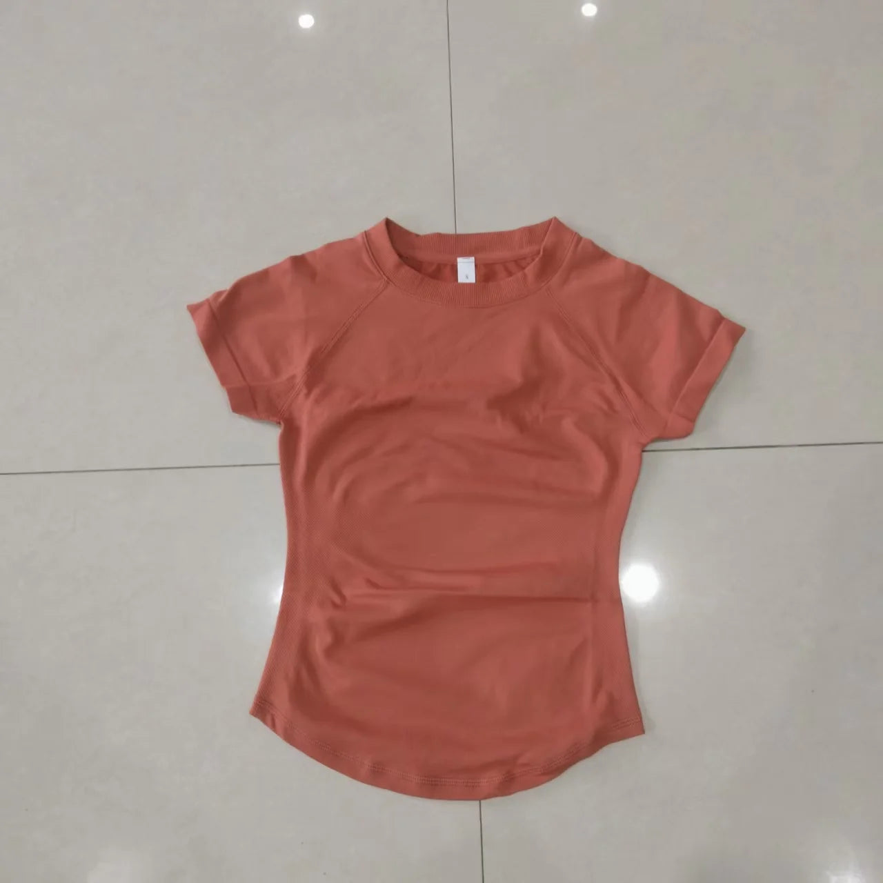 DL0G0 Quick Dry Women's Workout Shirts Short Impact Sleeve Gym Yoga Running Tops, Breathable Active Wear Athletic Tee for Women