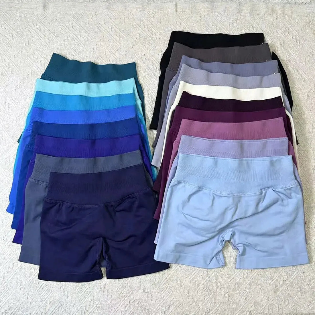 Denyf 4.5" GYM Shorts Low Ribbed Band Yoga Shorts Seamless Scrunch Bum Workout Gym Shorts Booty High Stretch Running Shorts
