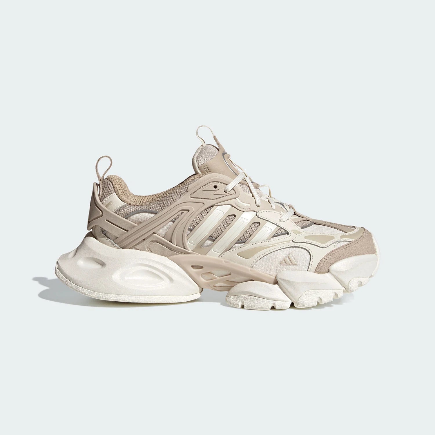 Adidas Genuine XLG RUNNER DELUXE Unisex Running Shoes IH7799 ATFH