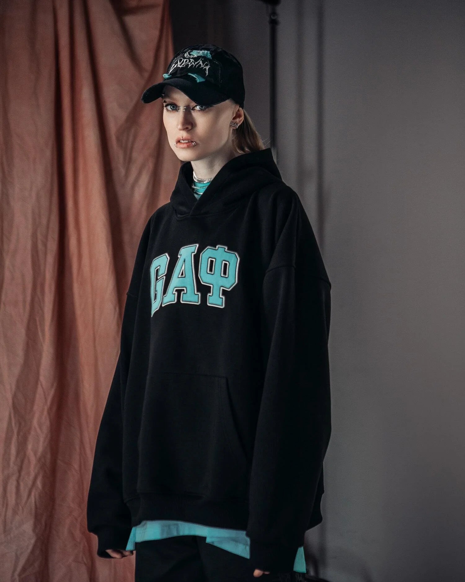 Y2k Gothic Punk Black Letter Printed Pullover Hoodie Men And Women Fashion Harajuku Retro Oversized Long Sleeve Tops - ATFH