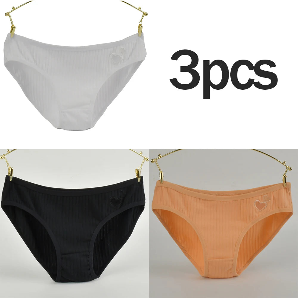 3PCs Teen Girls Cotton Underwear Low-Rise Heart Print Briefs Soft Breathable Everyday Panties Minimalist Design Lady Summer Wear