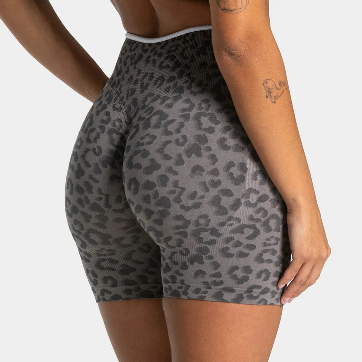 High Waist Sculpt Scrunch Shorts for Women Quick-Drying Sexy Peach Yoga Pants Running Sports Fitness Three-Point Design