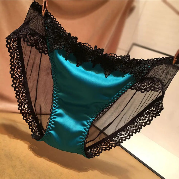 Solid Color Sumptuous Hollow Out Women Low-rise Net Lace Panties Briefs Underwear