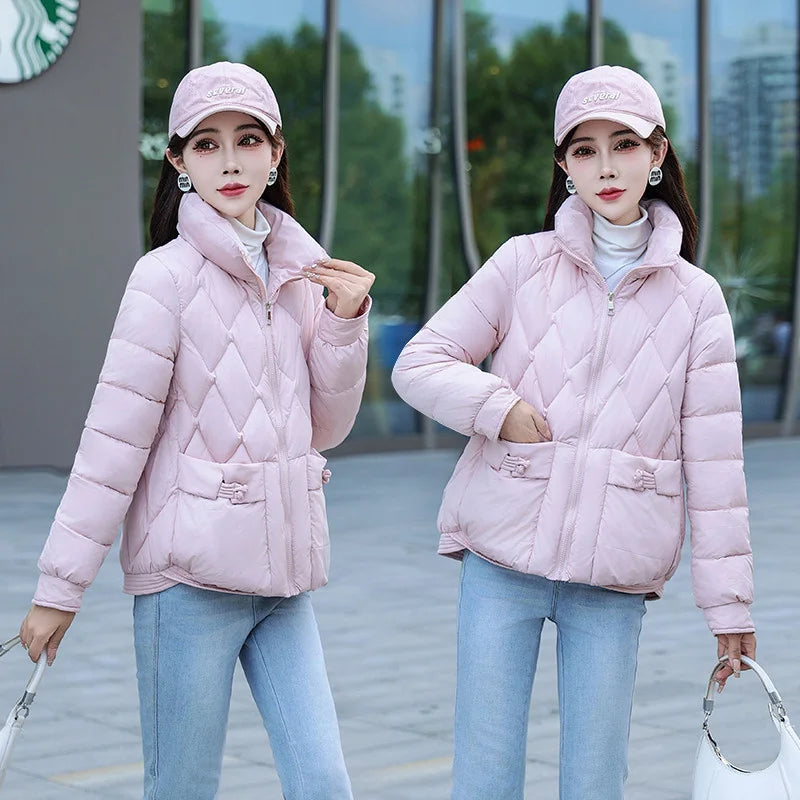 New Short Parka Coat Standing Collar Thicken Down Cotton Jacket Winter Warm Bread Jackets Korean Women Receive High Praise ATFH