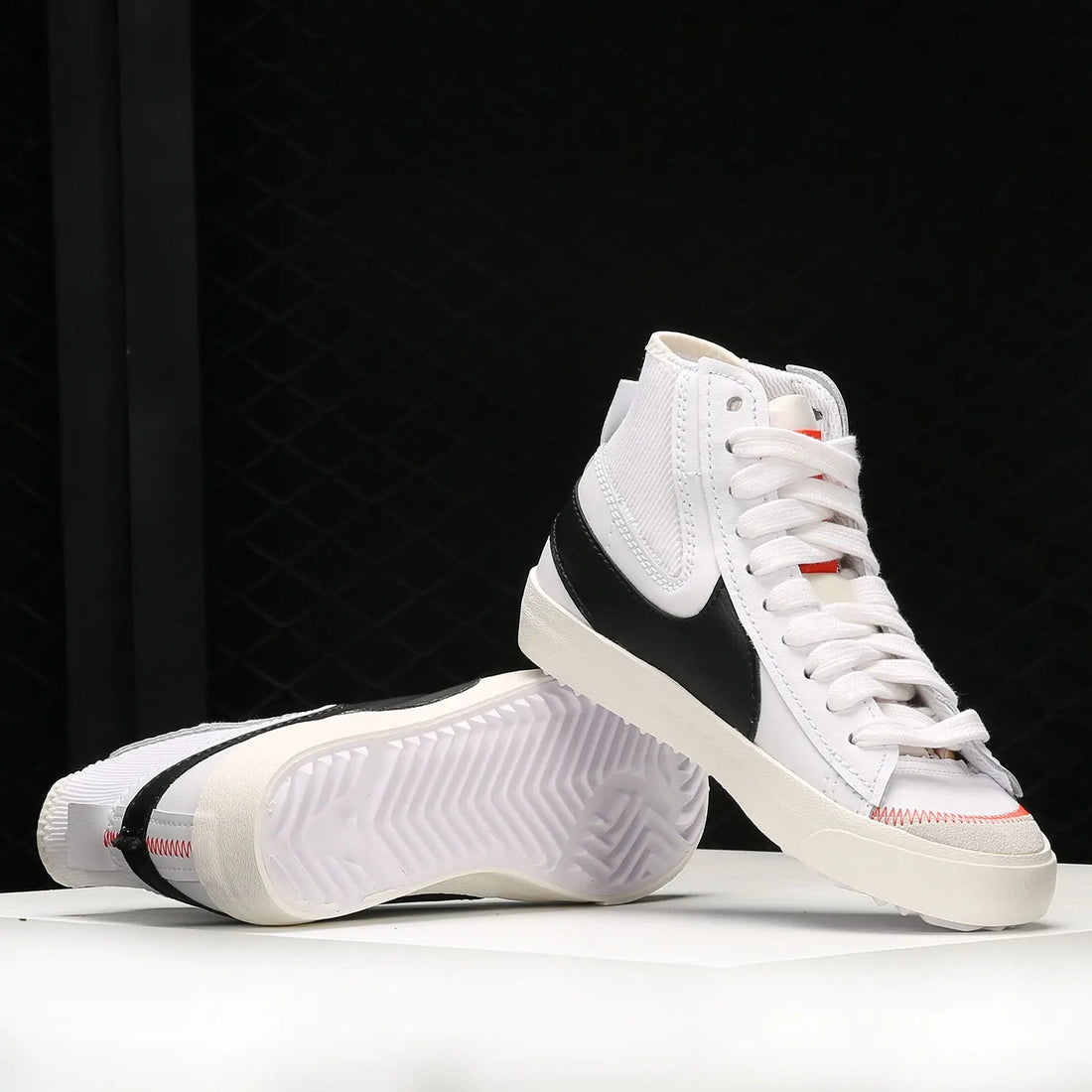 Nike Official Authentic Blazer Unisex Comfortable and Durable Casual Sneakers DD3111-100 ATFH